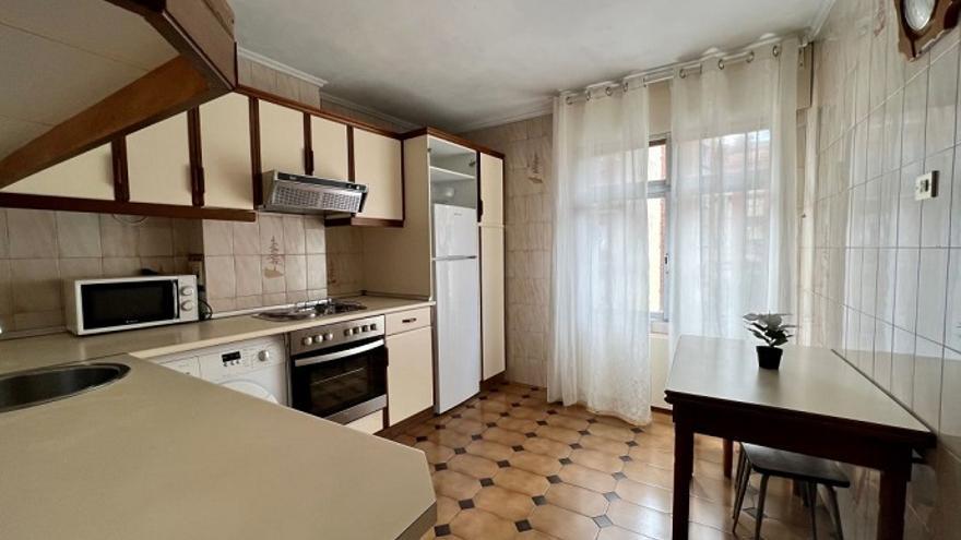 Piso al lado de la Plaza Rekalde, Bilbao