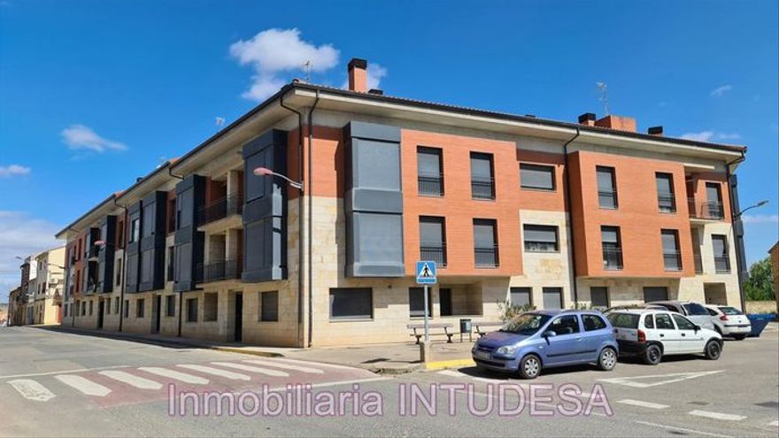 Piso en venta rebajado en Cascante