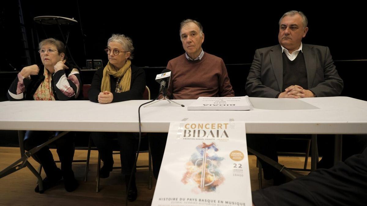 'Bidaia' se ha presentado este lunes en Hendaia.