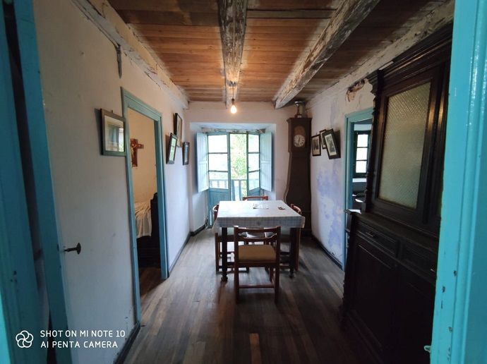 Casa con campa en Artaun, Bizkaia.