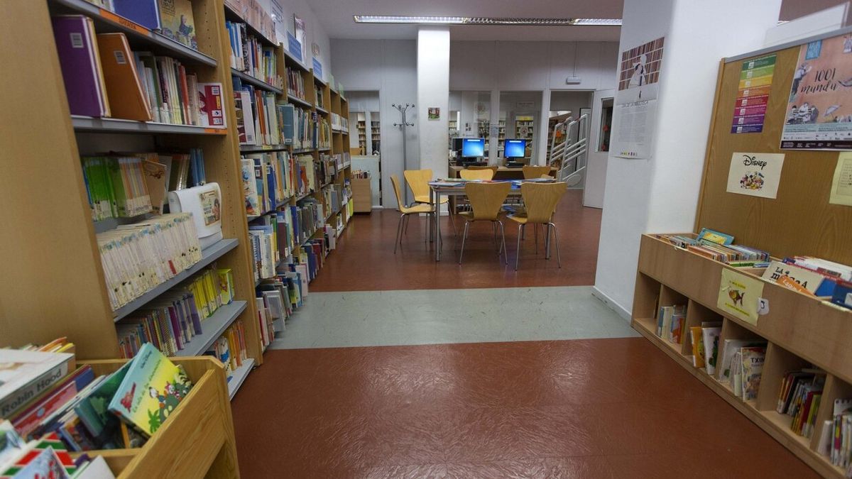 Interior de una biblioteca