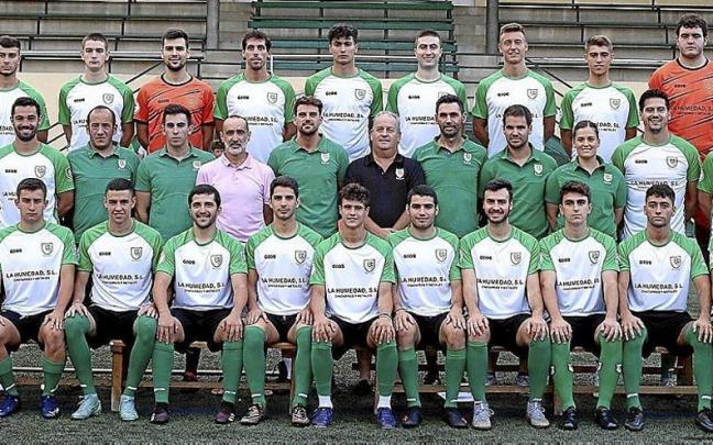 La plantilla de Oberena, ayer en la presentaci&oacute;n.