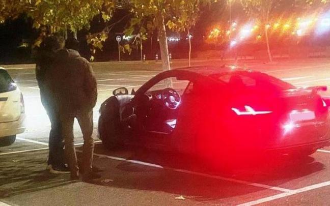 Imagen del coche inmovilizado