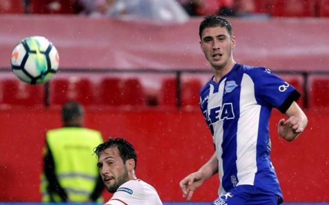 Diéguez durante el partido frente al Sevilla Diéguez durante el partido frente al Sevilla