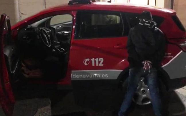 Imagen de archivo de una detenci&oacute;n practicada por Polic&iacute;a Foral.