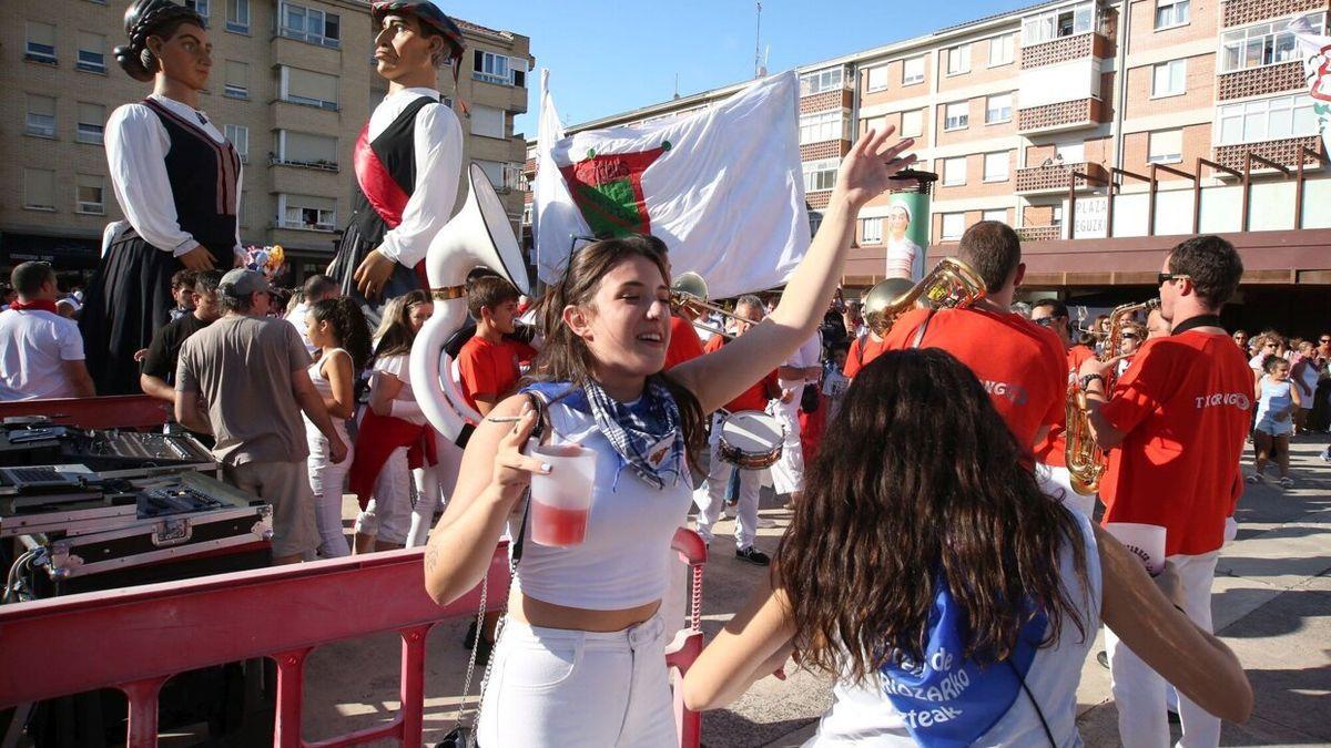 Euf&oacute;rico chupinazo en Berriozar