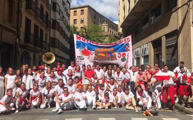 Integrantes de la Pe&ntilde;a Mutilzarra este San Ferm&iacute;n