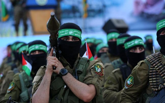 Miembros de las brigadas al Qassam.