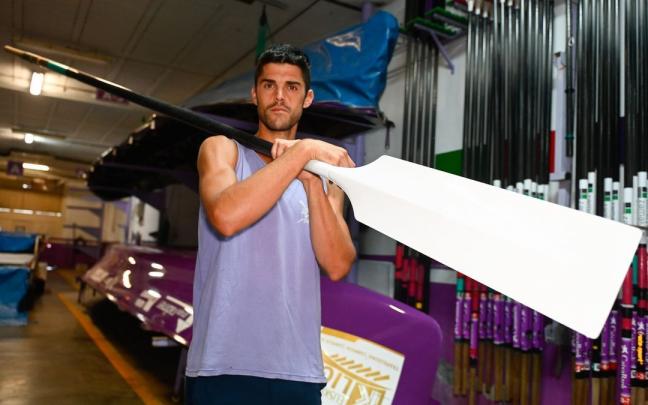 Andoni Garc&iacute;a posa para DEIA en las instalaciones de la &lsquo;Sotera&rsquo;.