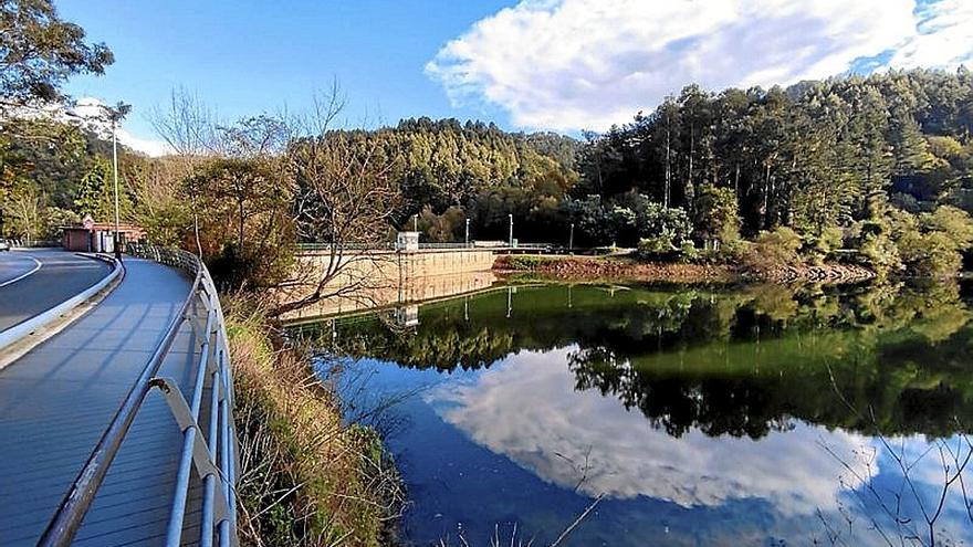 Vista parcial del embalse de Gorostiza, en Barakaldo.