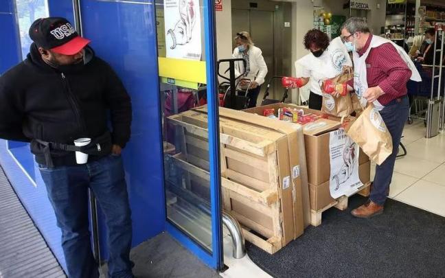 Una recogida anterior del Banco de Alimentos de Navarra. Una recogida anterior del Banco de Alimentos de Navarra.