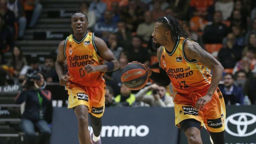 Evans, durante un partido con el Valencia Basket