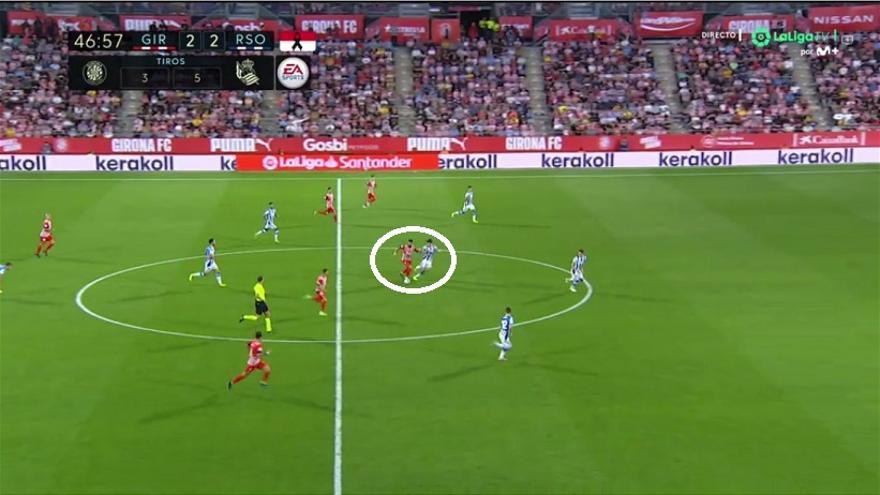 Apretar así no es malo. Simplemente es arriesgado. Y además queda la sensación de que Imanol no hizo ascos a un duelo tan abierto. Sí le molestó otra cosa distinta: la falta de contundencia al defender este tipo de acciones (ejemplo: Aritz no hace falta en la contra del 3-2).