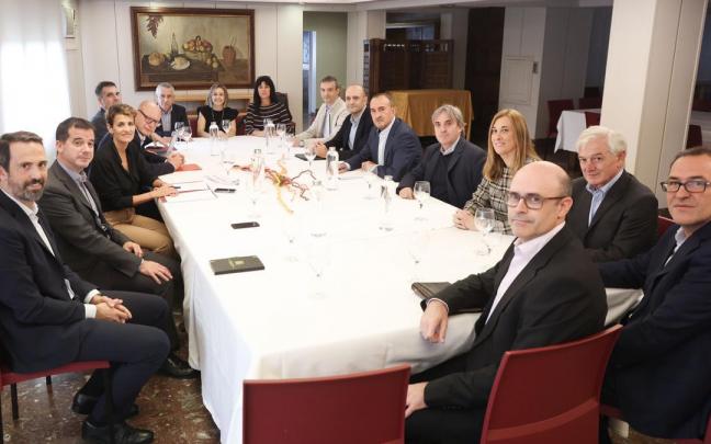 Imagen de la reunión. Imagen de la reunión.