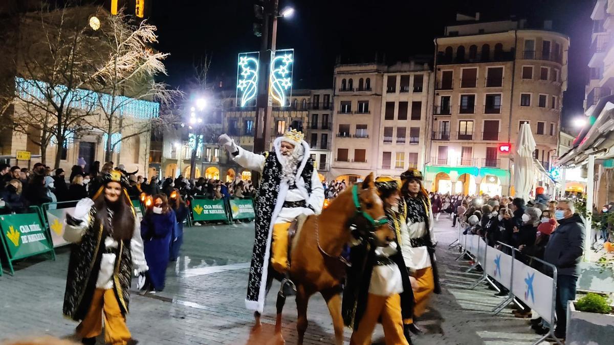 El rey Melchor, el año pasado en la Plaza de los Fueros de Estella.