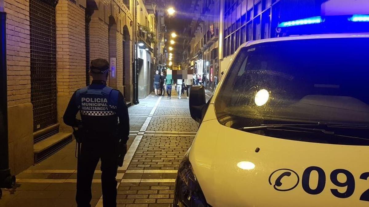 Imagen de un agente de la Policía Municipal de Pamplona