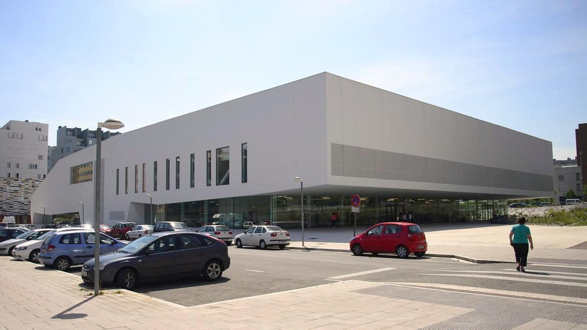 Exterior del centro civico de Salburua