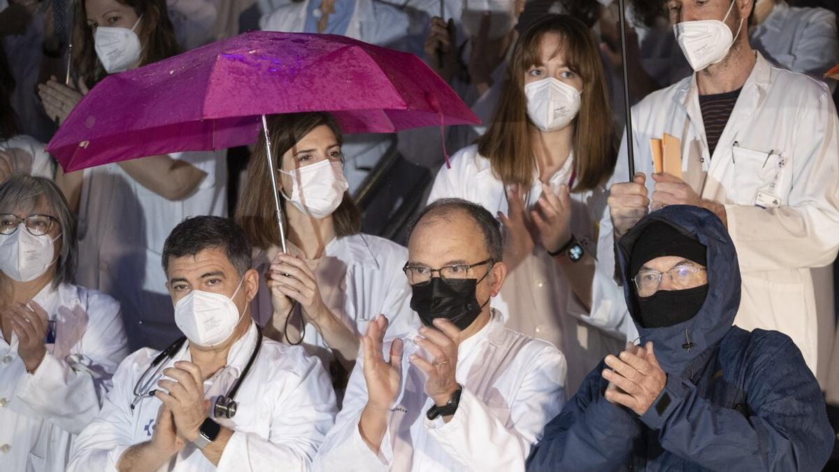 Concentración de los jefes de servicio del Hospital Donostia