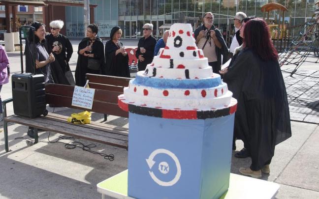 'Fiesta' de cumplea&ntilde;os de la OTA en la Txantrea