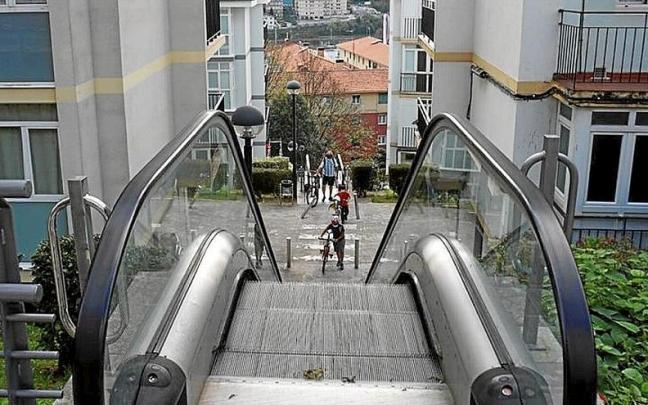 Escaleras mecánicas de la parte alta de San Pedro. | FOTO: A.M.