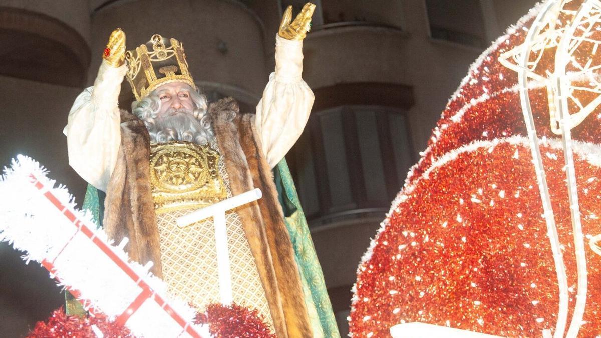 El rey Melchor, en la Cabalgata de Vitoria del 5 de enero