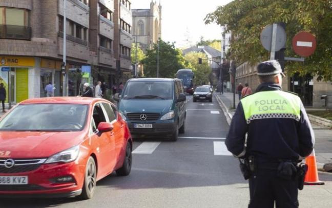 Un agente de la Policía Local de Vitoria.