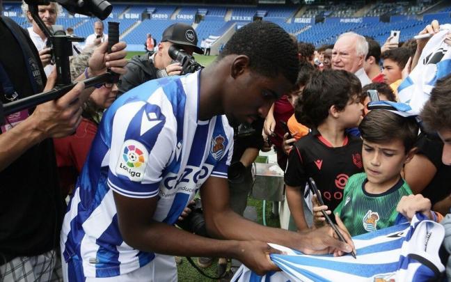 Ali Cho en su presentaci&oacute;n en Anoeta