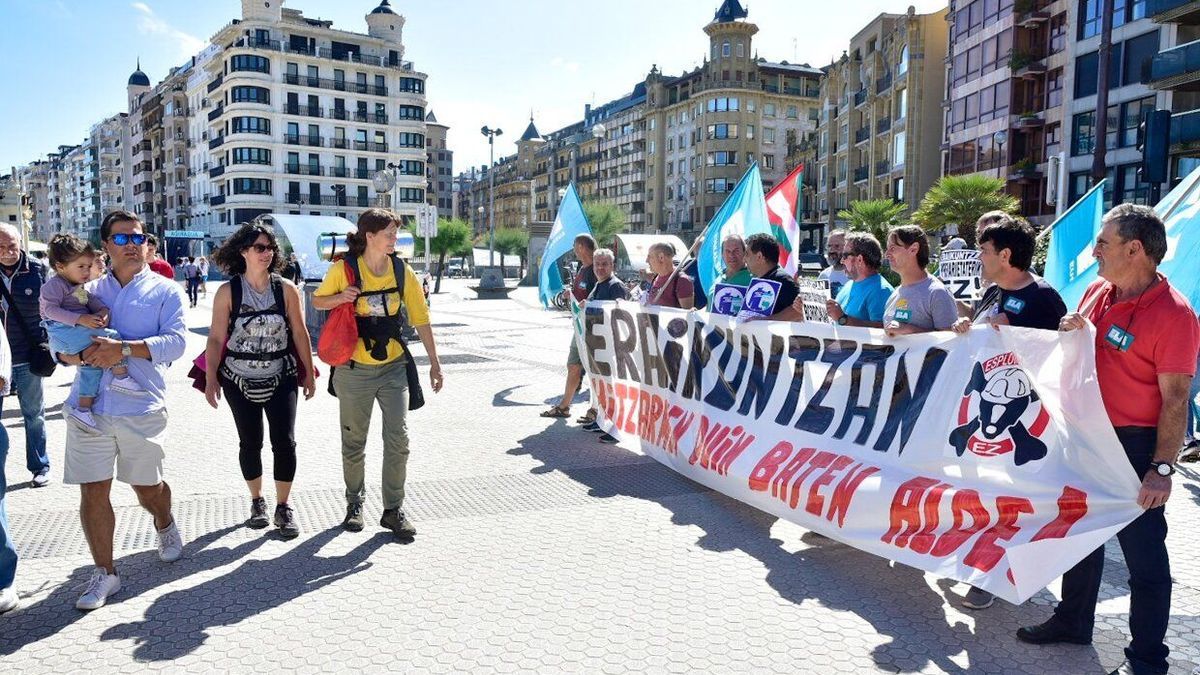 Concentración reciente de ELA en Donostia para reclamar un convenio en el sector de la Construcción de Gipuzkoa.