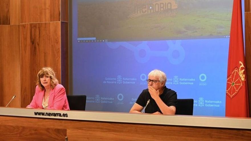 La consejera Ollo y Josemi Gastón, en la ruede de prensa de este jueves.