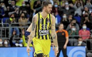 Achille Polonara: "Fue triste ver que Dusko dejaba de ser entrenador del Baskonia; le ha dado mucho al equipo"