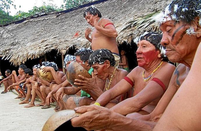 Muchos pueblos de la Amazonia viven en situación de aislamiento.