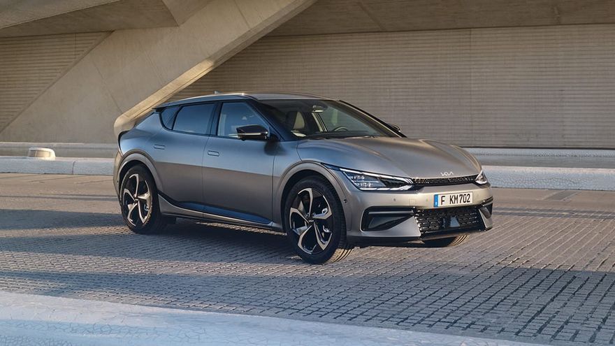 El KIA EV6 ha ganado el título de 'Car of the year' este 2022 / CEDIDA
