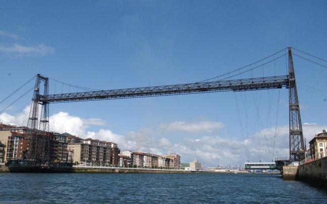 Imagen de archivo de la r&iacute;a a su paso por Portugalete