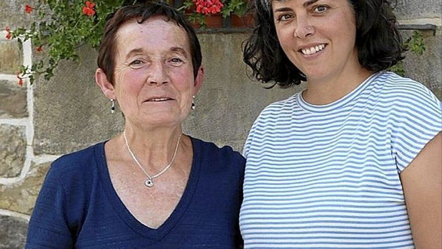 Gloria Larrainzar eta Maialen Villanueva. | ARGAZKIA: JAVIER BERGASA