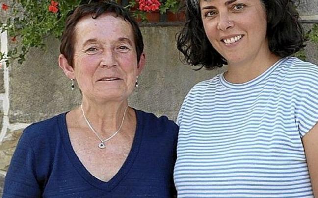 Gloria Larrainzar eta Maialen Villanueva. | ARGAZKIA: JAVIER BERGASA