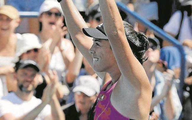 Muguruza celebra su triunfo de ayer en el US Open. | Muguruza celebra su triunfo de ayer en el US Open. |