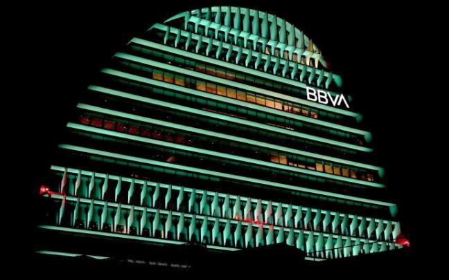 Edificio del BBVA en Madrid Edificio del BBVA en Madrid