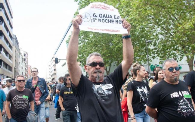 Las fotos de la manifestaci&oacute;n de Mercedes por el centro de Vitoria