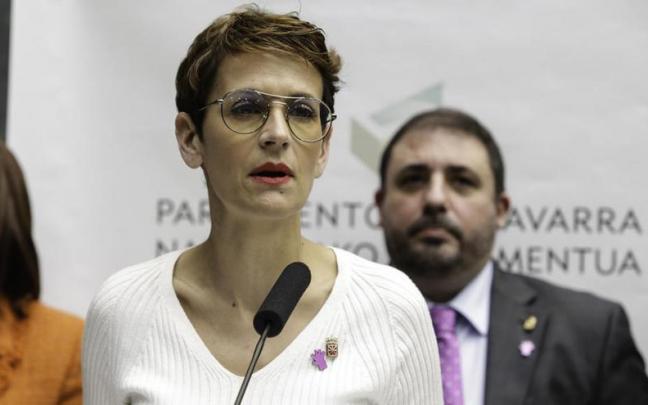 La presidenta Chivite, en el Parlamento.