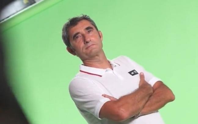 Ernesto Valverde posa en el Media Day del Athletic.