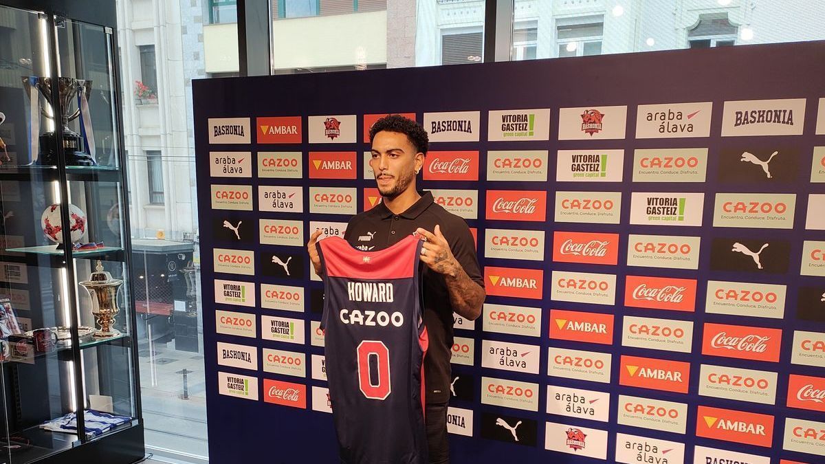 Howard, durante su presentación como nuevo jugador del Baskonia