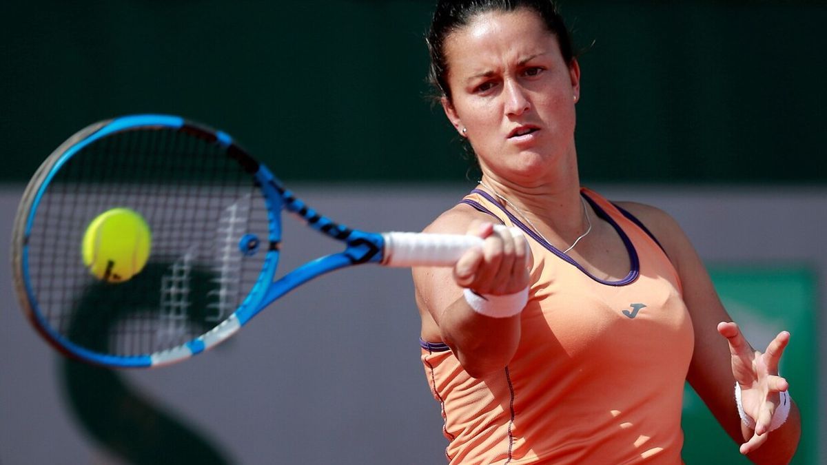 Lara Arruabarrena, en su partido de la primera ronda de Roland Garros en 2018.