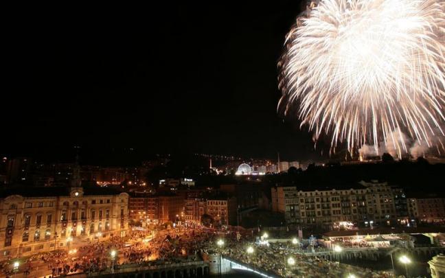 Su-artifizialen lehenengo saioa.