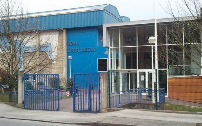 La reforma del polideportivo estuvo en el debate.