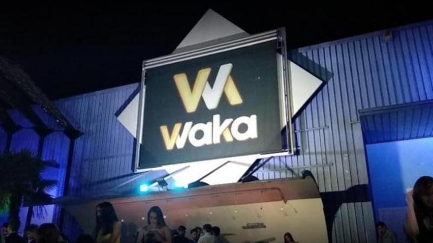 Exterior de la discoteca Waka donde tuvieron lugar los hechos.