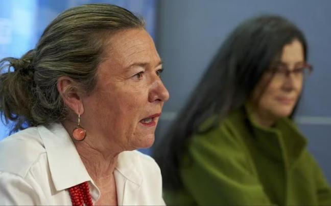 La consejera de Salud, Gotzone Sagardui, junto a la directora de Osakidetza, Rosa Pérez. La consejera de Salud, Gotzone Sagardui, junto a la directora de Osakidetza, Rosa Pérez.