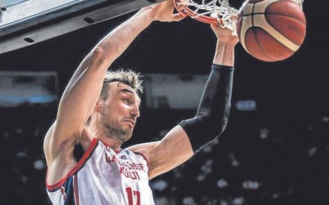 Sam Dekker, exjugador del Bahcesehir, es una de las estrellas de los London Lions. Sam Dekker, exjugador del Bahcesehir, es una de las estrellas de los London Lions.