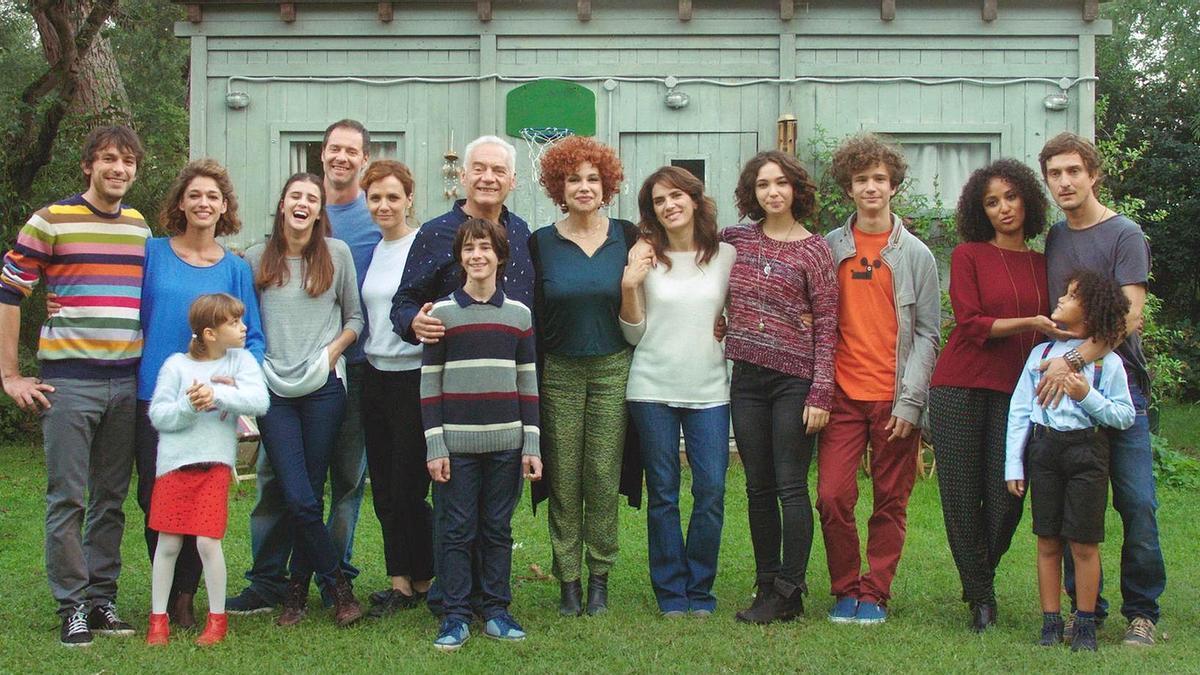 La familia numerosa Ferraro es la protagonista de ‘Todo puede suceder’, serie que llega hoy a La 1 .