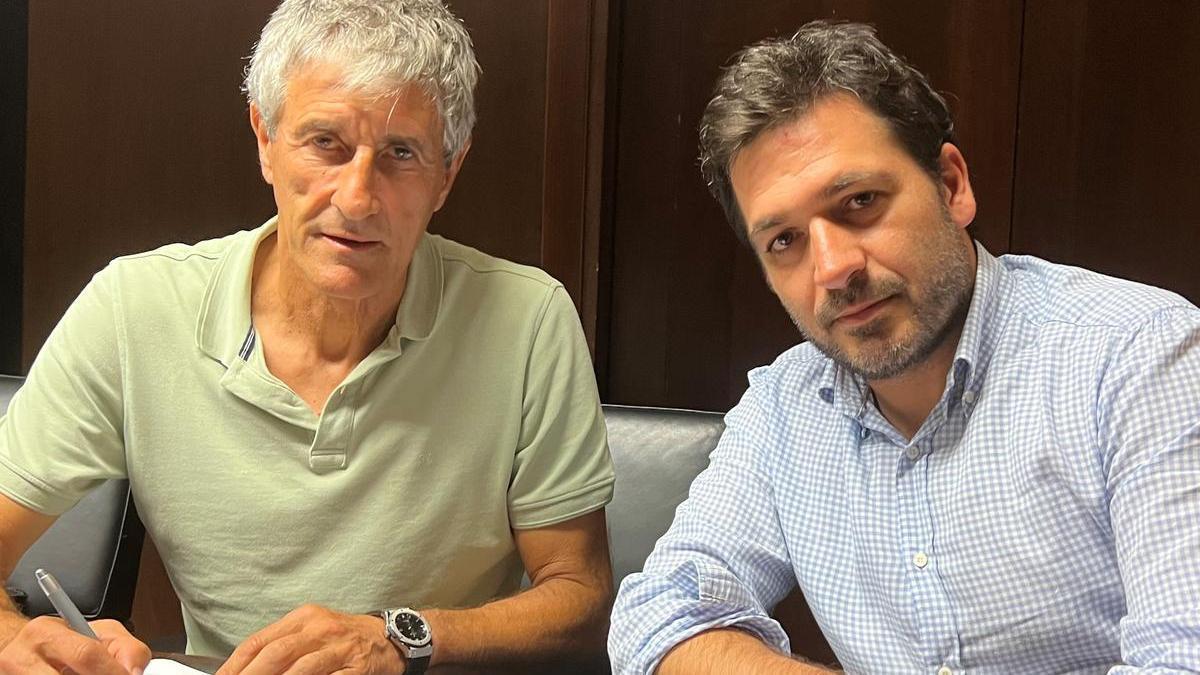 Setién y Roig Negueroles, en la firma del contrato.