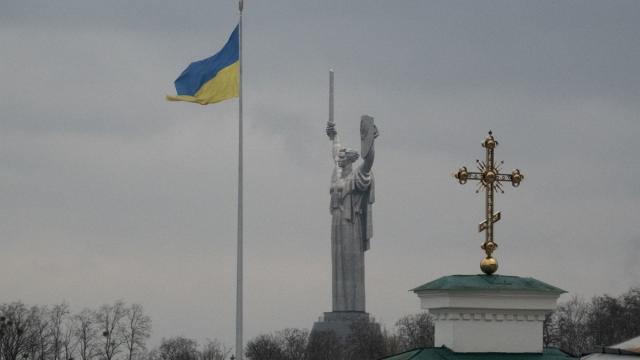 Bandera de Ucrania en Kiev. Bandera de Ucrania en Kiev.